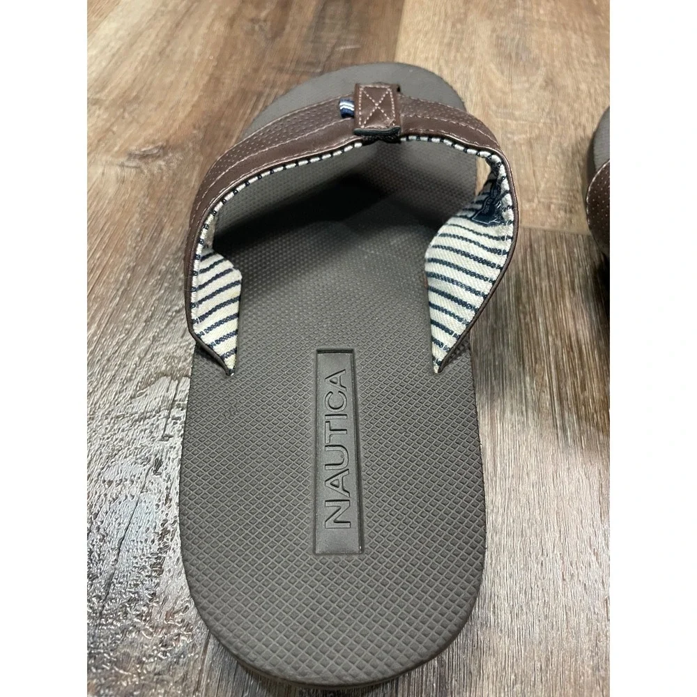 Nautica Clarkson 2 Mens Size 7 Brown Flip Flop Sandals Perforated Leather Thong